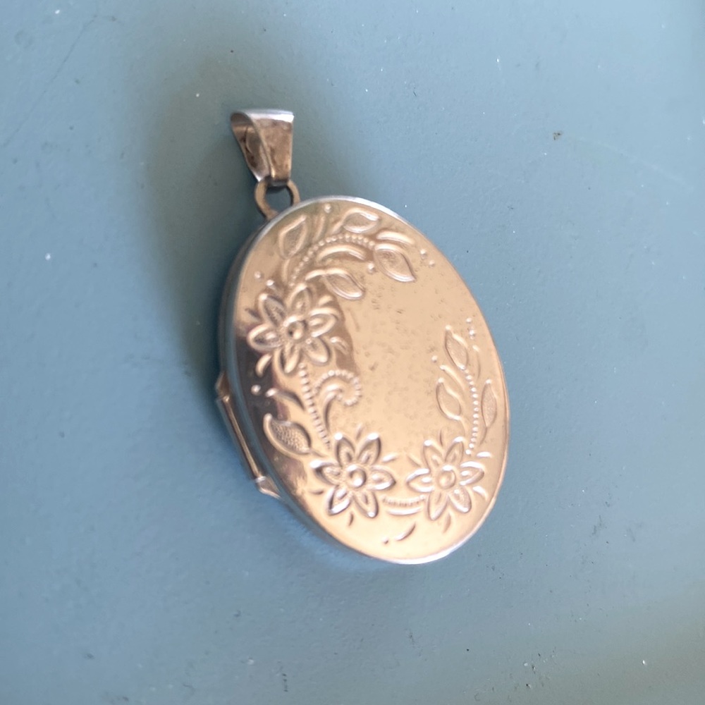 Sterling silver locket pendant
